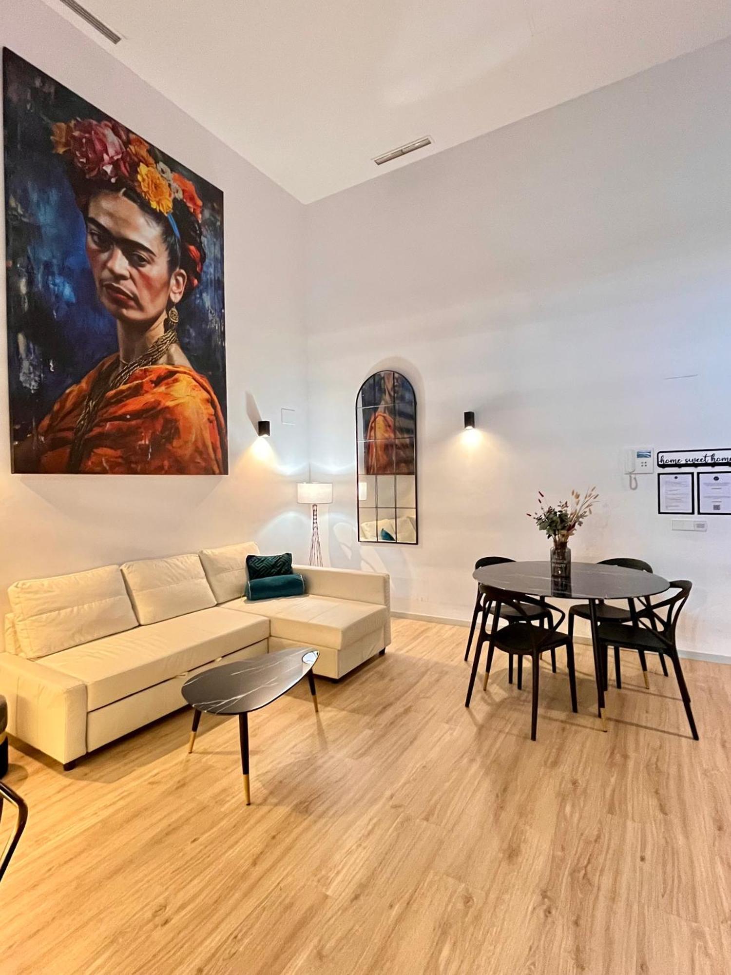 Апартаменты Werentvlc - Amazing Duplex Loft 2 Bdrm Валенсия Экстерьер фото